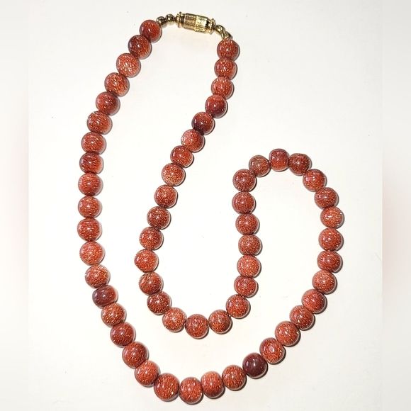 GOLDSTONE 17" BEAD NECKLACE - BARREL CLASP - Picture 5 of 5
